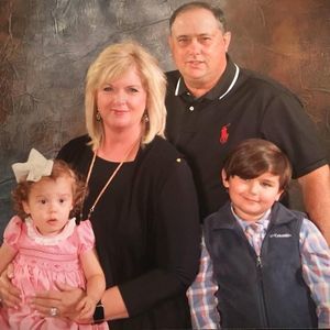 Meet your Posher, Renee